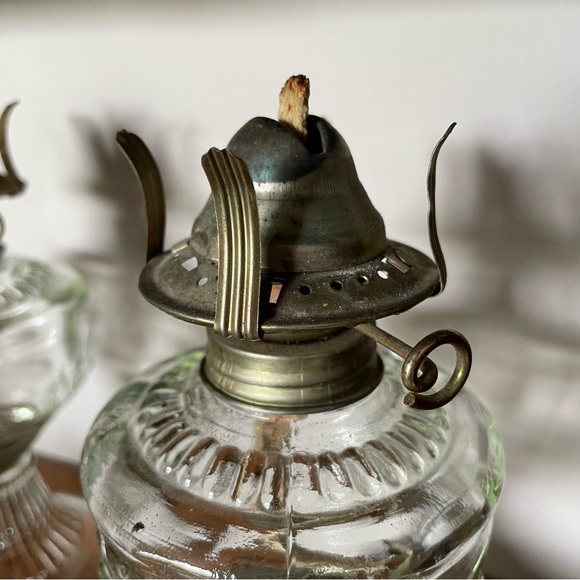 Pair of An Qing China Oil Lamps Clear Glass with Flying Birds Vintage - Picture 4 of 14